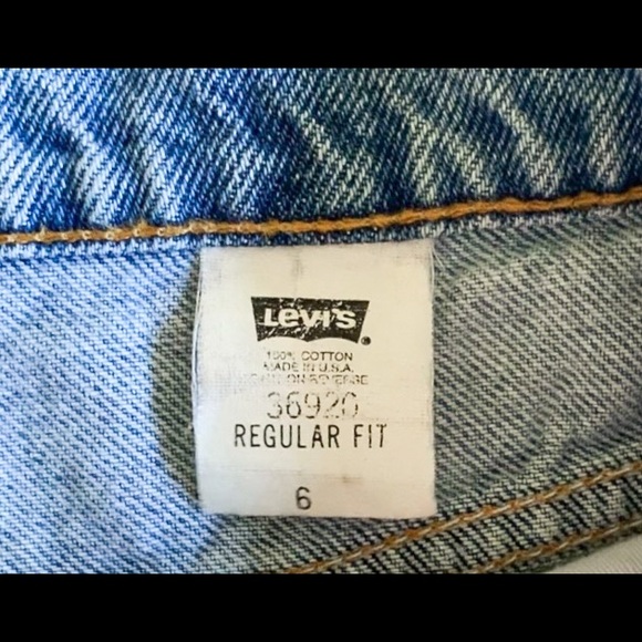 SOLD - vintage levi’s high-rise 920 denim cutoff shorts, size 6, orange tab. - Picture 3 of 4